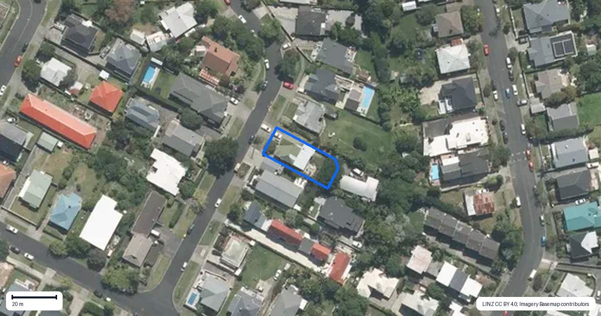 Property context map for 5 Warwick Street, Morningside, Auckland