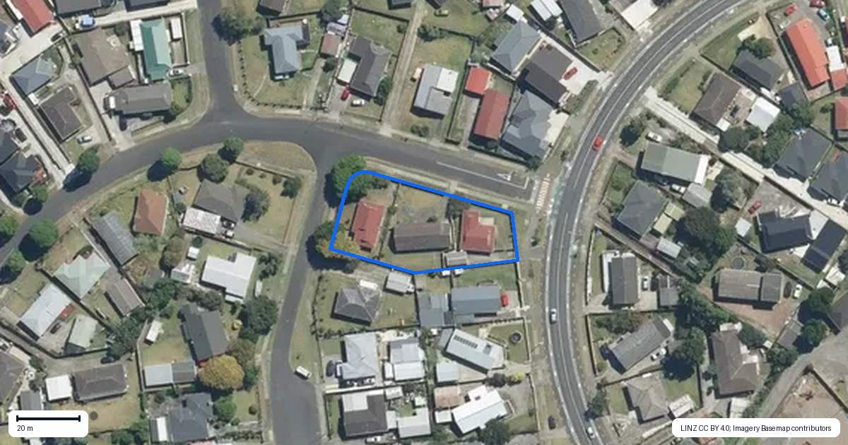 Property context map for 2 Staverton Crescent, Mangere, Auckland