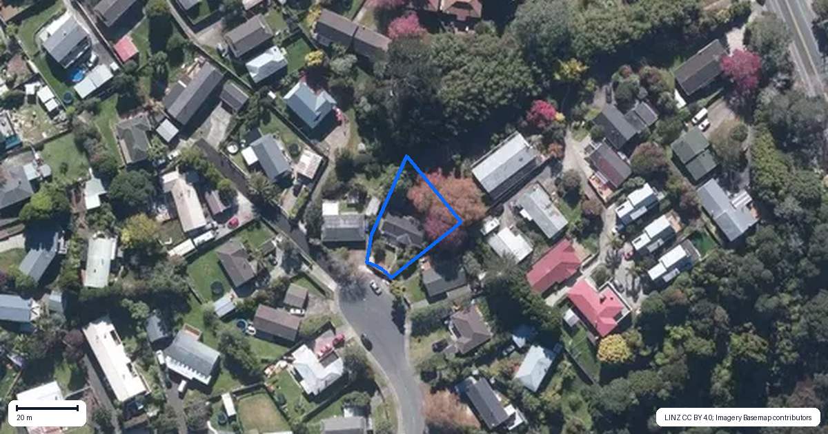 Property context map for 71 Hartley Terrace, Massey, Auckland