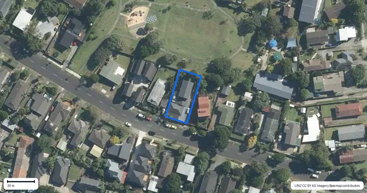 Property context map for 48 Swainston Road, St Johns, Auckland