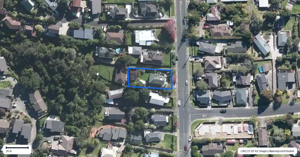 Property context map for 76 Verbena Road, Birkdale, Auckland