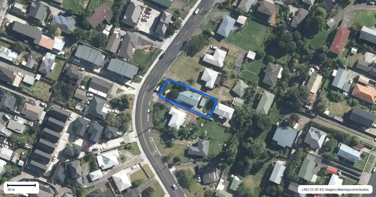 Property context map for 9 Kelwyn Road, Kelston, Auckland