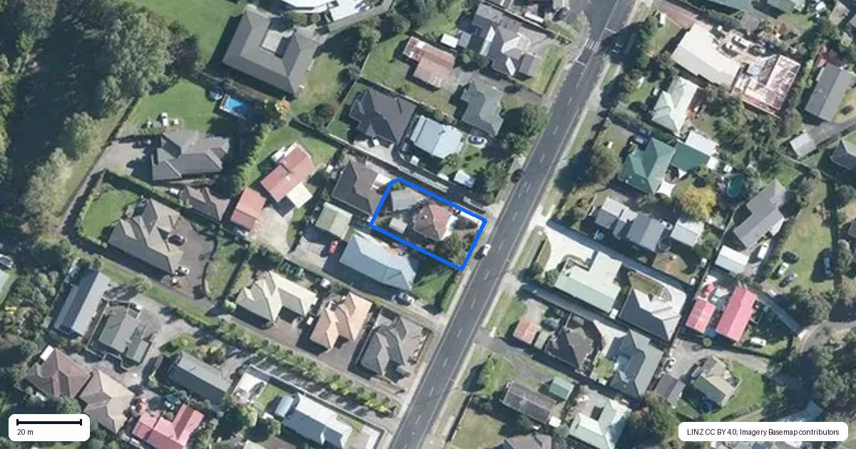 Property context map for 50 Sandspit Road, Waiuku