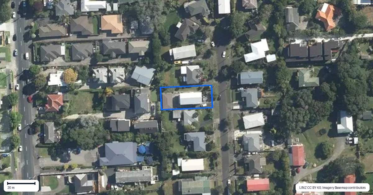 Property context map for 18 Pitcairn Place, Avondale, Auckland