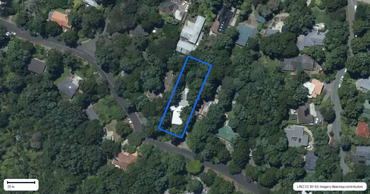 Property context map for 24 Ngaio Road, Titirangi, Auckland