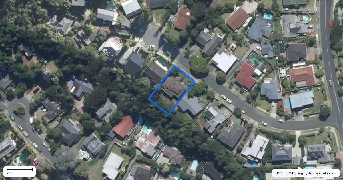 Property context map for 14 Heaton Grove, Chatswood, Auckland