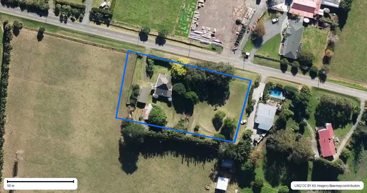 Property context map for 82 Quarry Road, Awanui