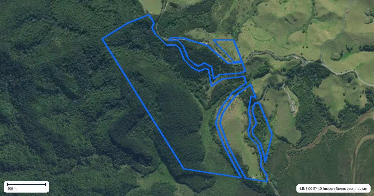 Property context map for 3211 Russell Road, Whangaruru, Russell