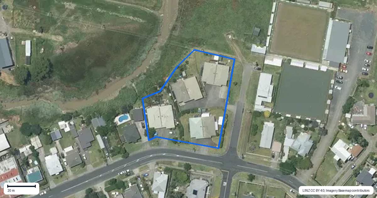 Property context map for 4/12 Miro Street, Helensville