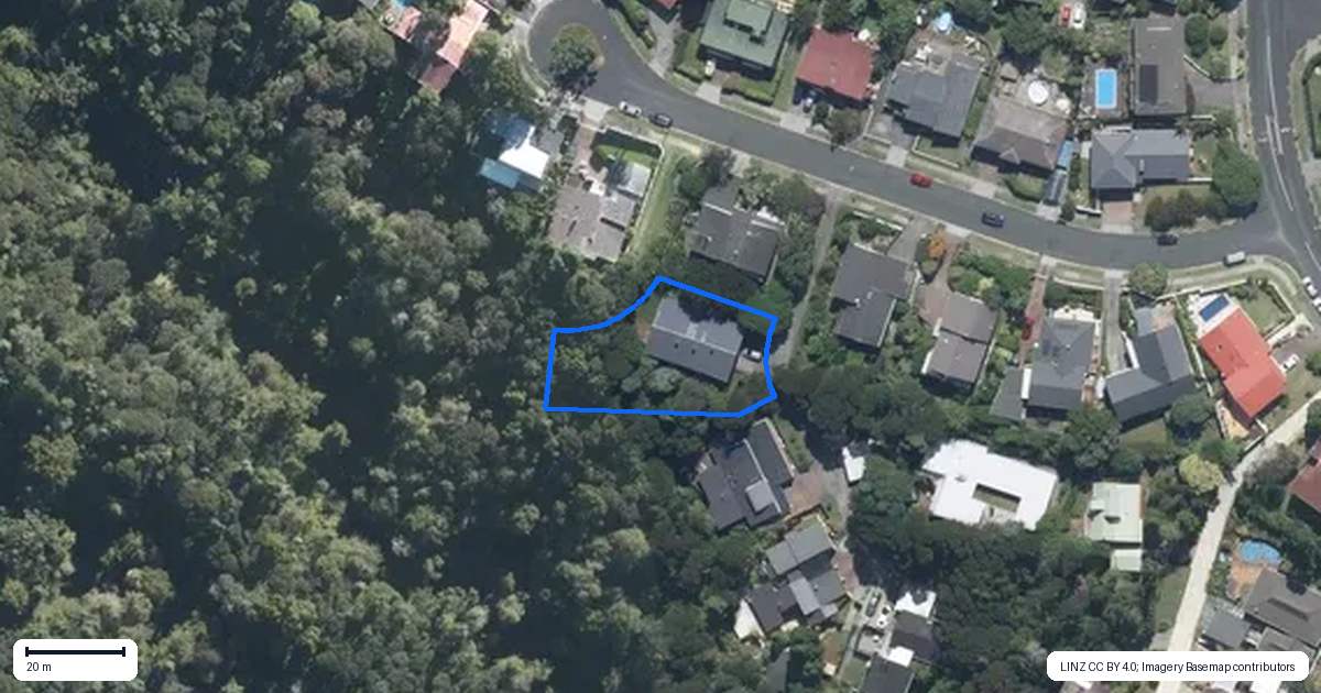 Property context map for 20 Langstone Place, Chatswood, Auckland