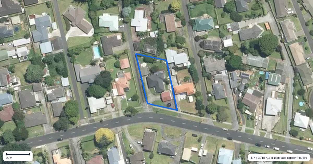 Property context map for 41 Youngs Road, Papakura