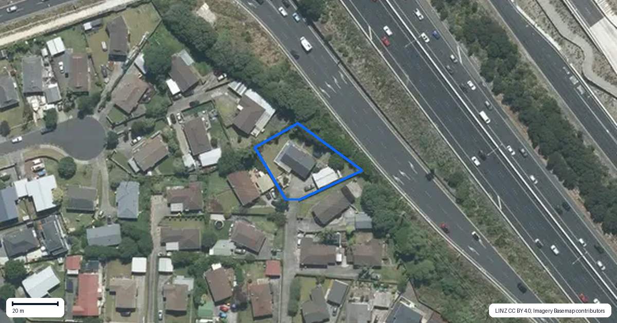 Property context map for 81 Santiago Crescent, Unsworth Heights, Auckland