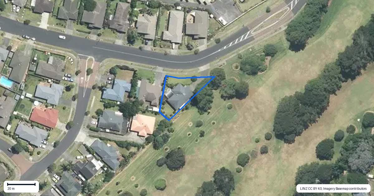 Property context map for 154 Wattle Farm Road, Wattle Downs, Auckland