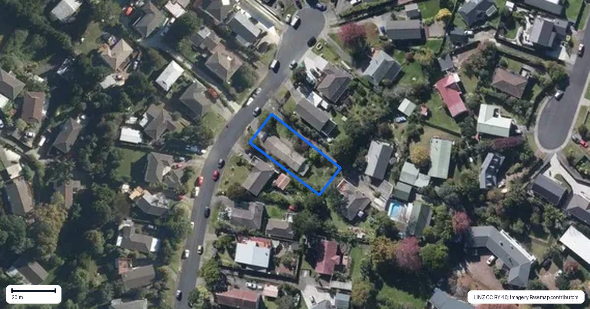 Property context map for 17 Malmo Place, Massey, Auckland