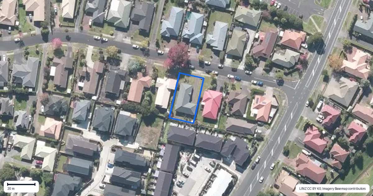 Property context map for 8 Headcorn Place, Botany Downs, Auckland