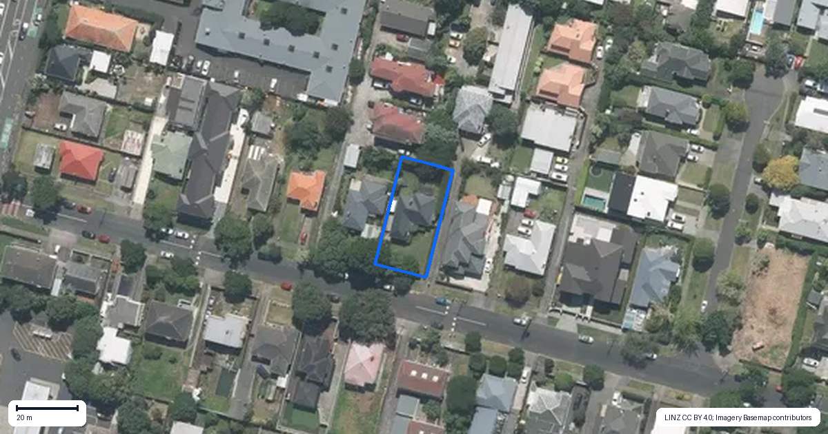 Property context map for 14 Lancing Road, Sandringham, Auckland
