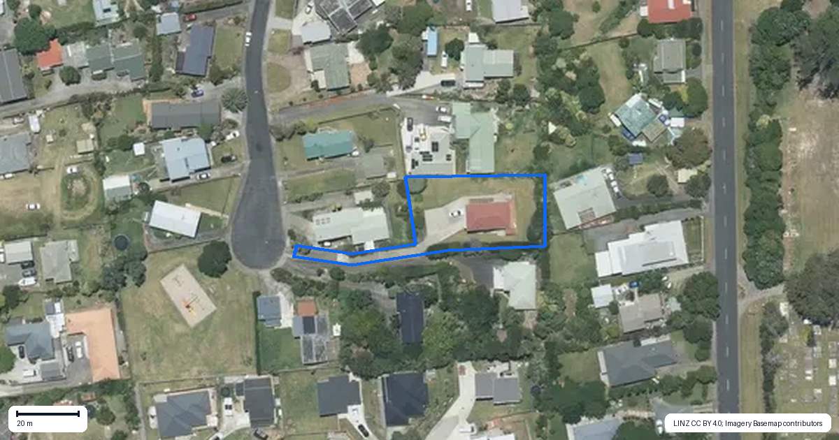 Property context map for 16 Kaipara Crescent, Helensville
