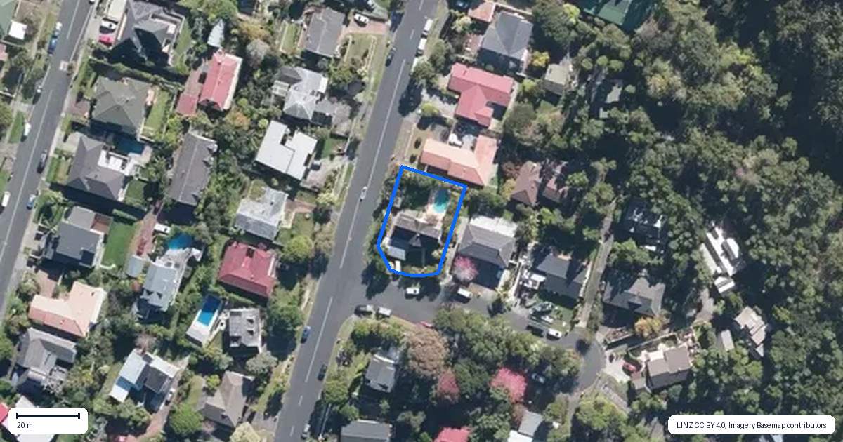 Property context map for 2 Fitzpatrick Place, Chatswood, Auckland