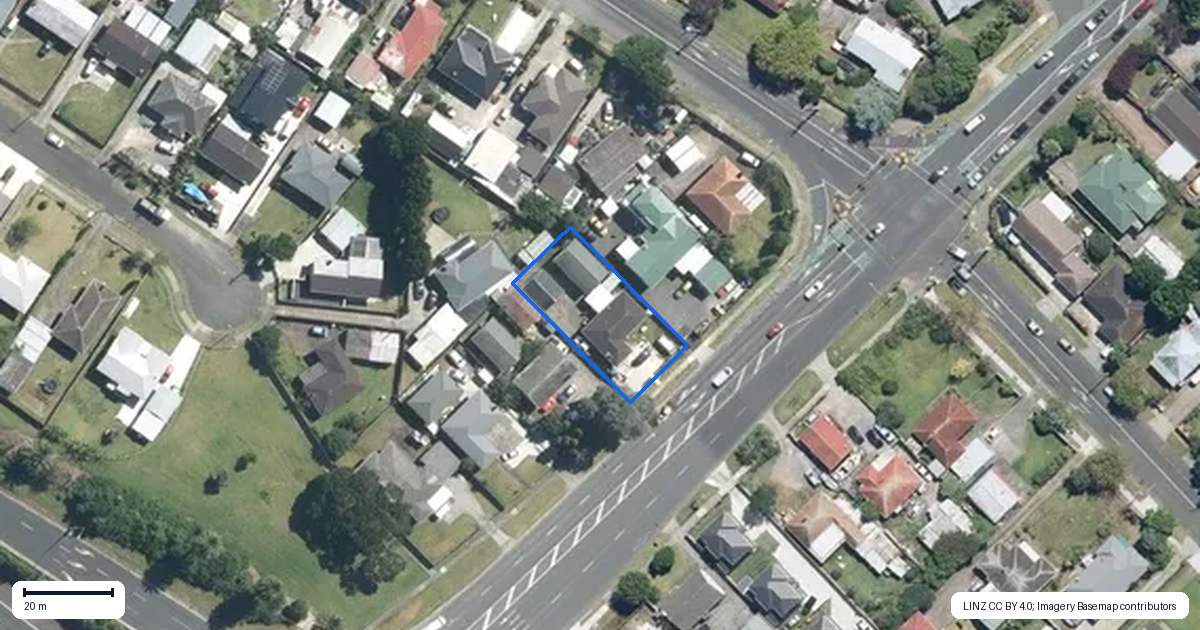 Property context map for 471 Massey Road, Mangere East, Auckland