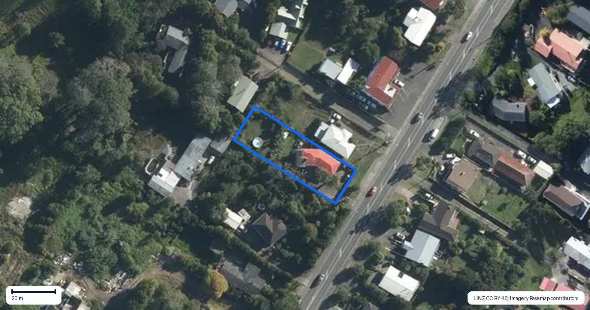 Property context map for 420 Don Buck Road, Massey, Auckland