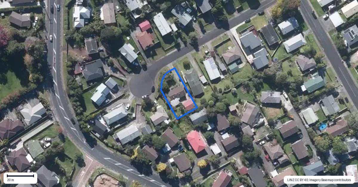 Property context map for 12 Kearney Place, Massey, Auckland