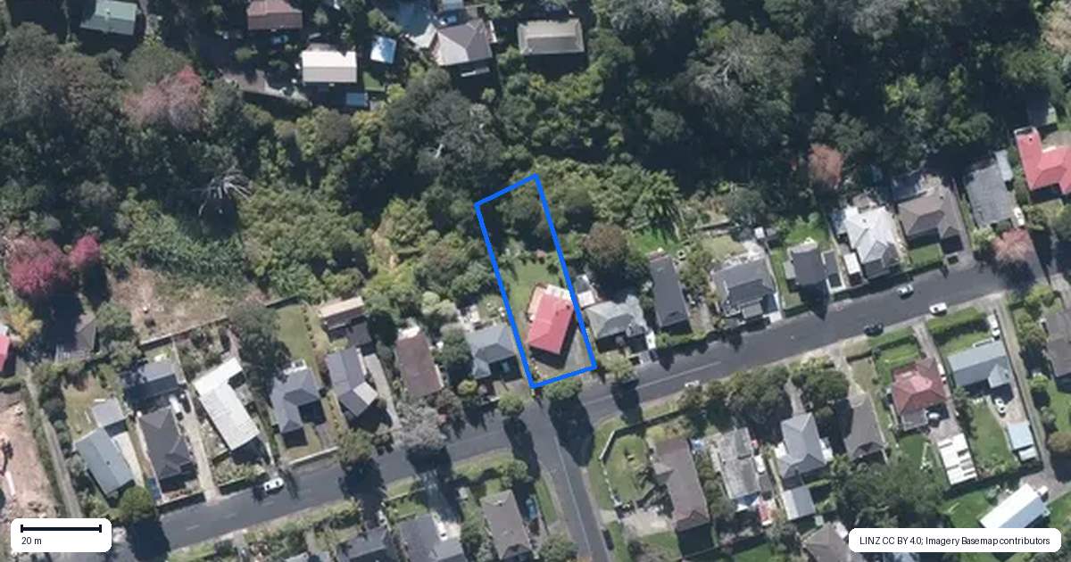 Property context map for 60 Helena Street, Massey, Auckland