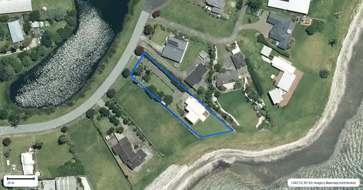 Property context map for 10 Rua One Place, Whakatiwai, Kaiaua