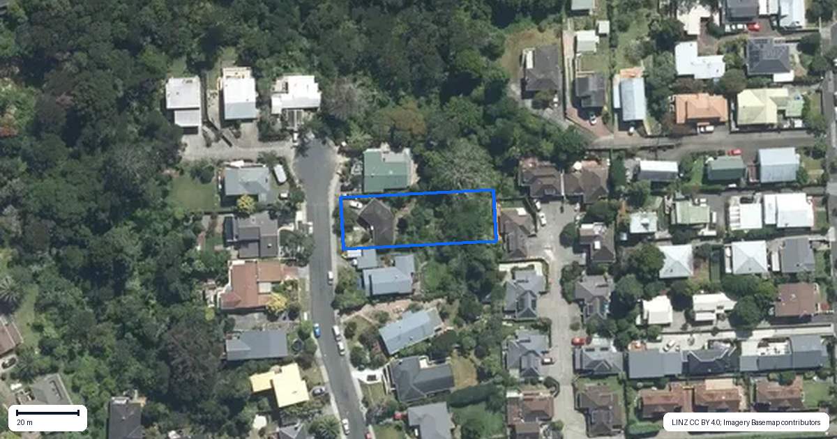 Property context map for 19 Willow Avenue, Birkenhead, Auckland