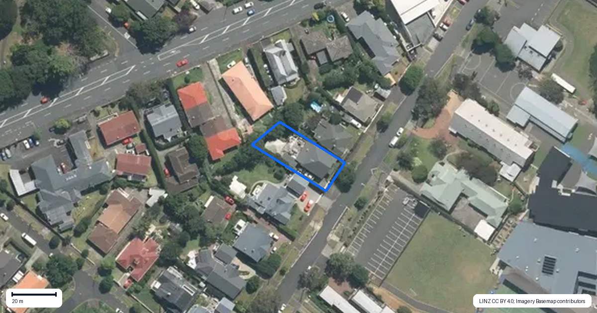 Property context map for 9 Kitenui Avenue, Mount Albert, Auckland