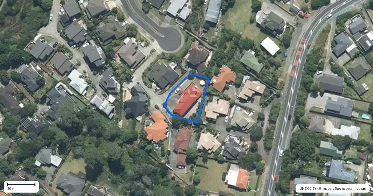 Property context map for 21 Ridge Valley Drive, Browns Bay, Auckland