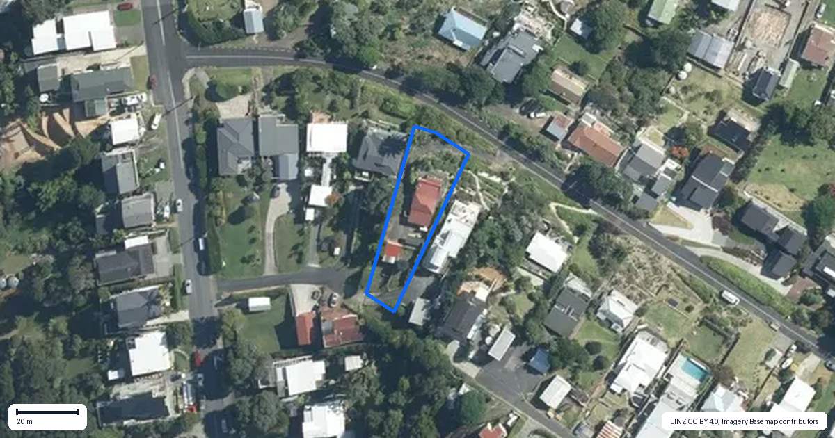 Property context map for 9 Carlton Crescent, Maraetai, Auckland