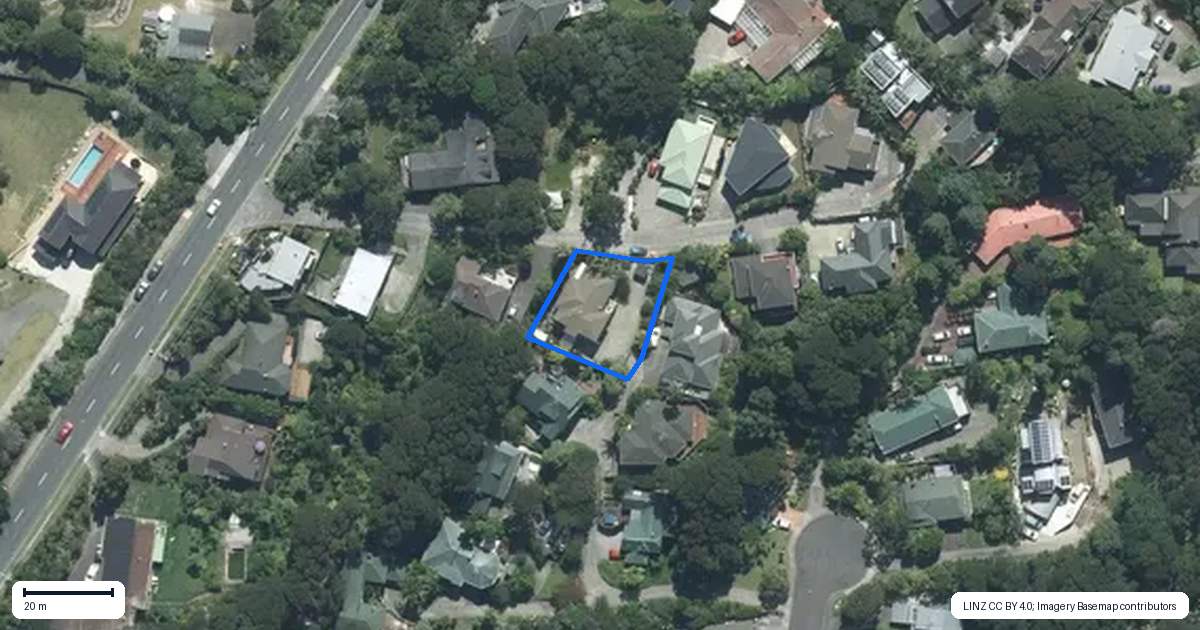 Property context map for 39 Emlyn Place, Torbay, Auckland