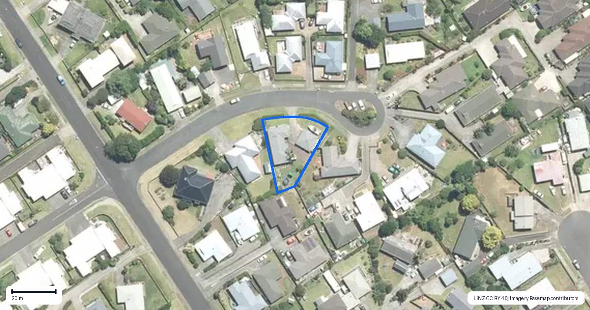 Property context map for 17 Landon Place, Pukekohe