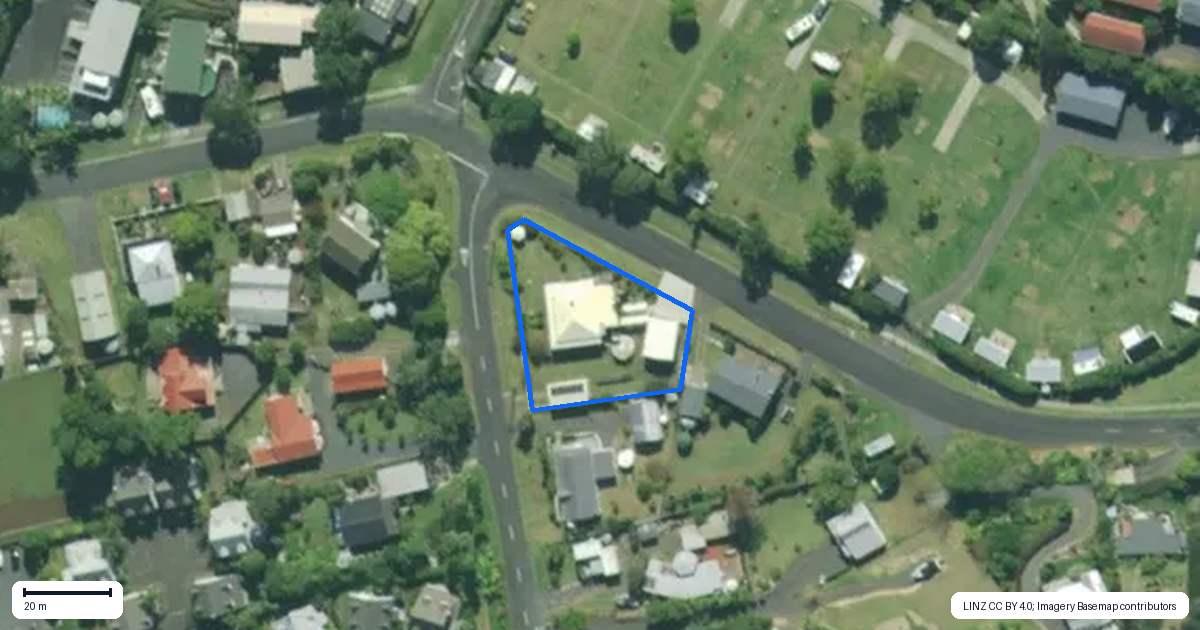 Property context map for 17 Beresford Street, Russell
