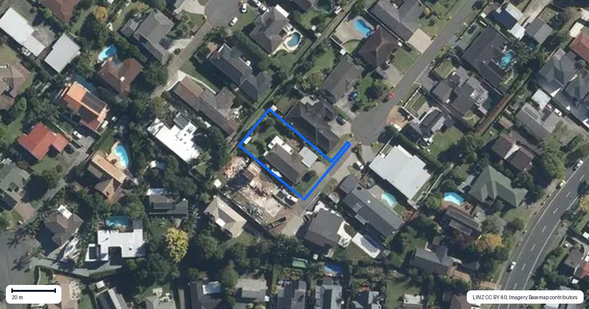 Property context map for 11 Broman Place, Half Moon Bay, Auckland