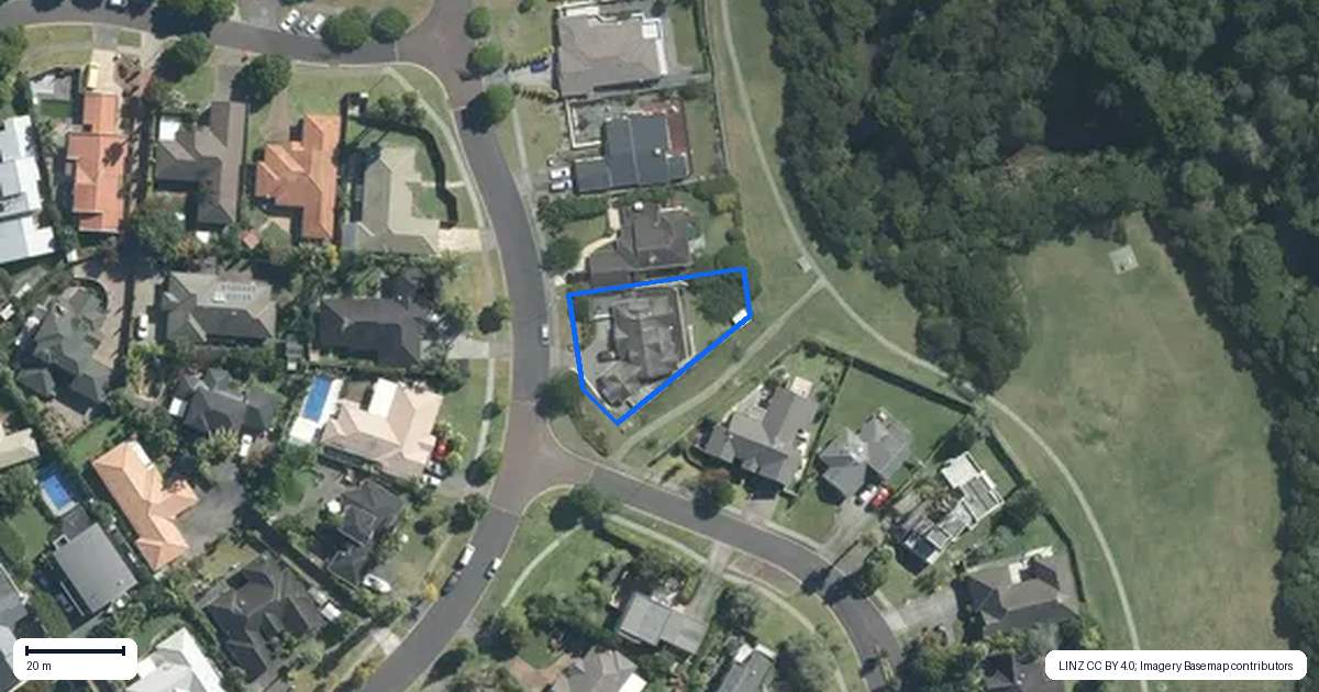 Property context map for 84 Landing Drive, Albany, Auckland