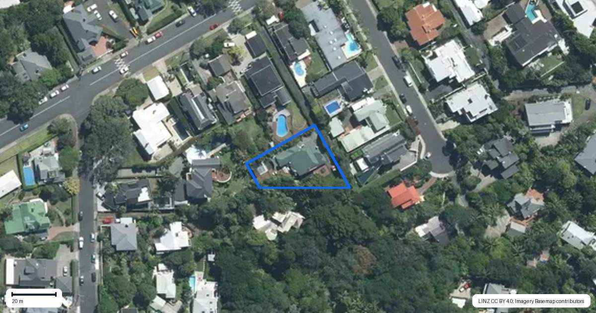 Property context map for 19 Maritime Terrace, Birkenhead, Auckland