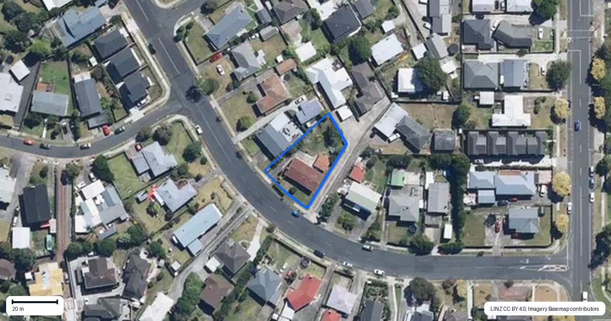 Property context map for 42 Larne Avenue, Pakuranga Heights, Auckland