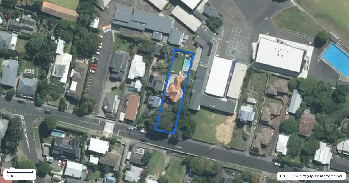 Property context map for 62 Disraeli Street, Epsom, Auckland