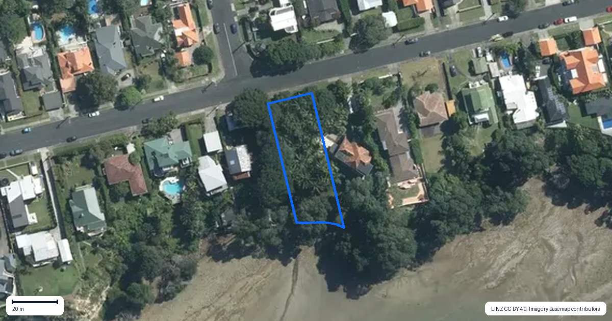 Property context map for 45 Norwood Road, Bayswater, Auckland