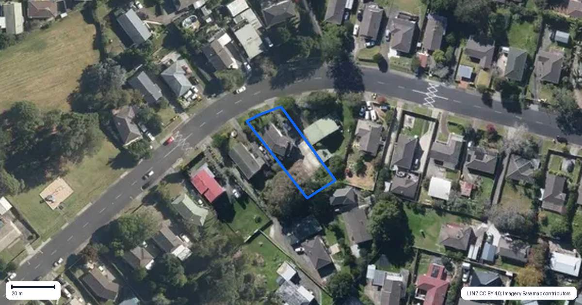 Property context map for 39 Gallony Avenue, Massey, Auckland