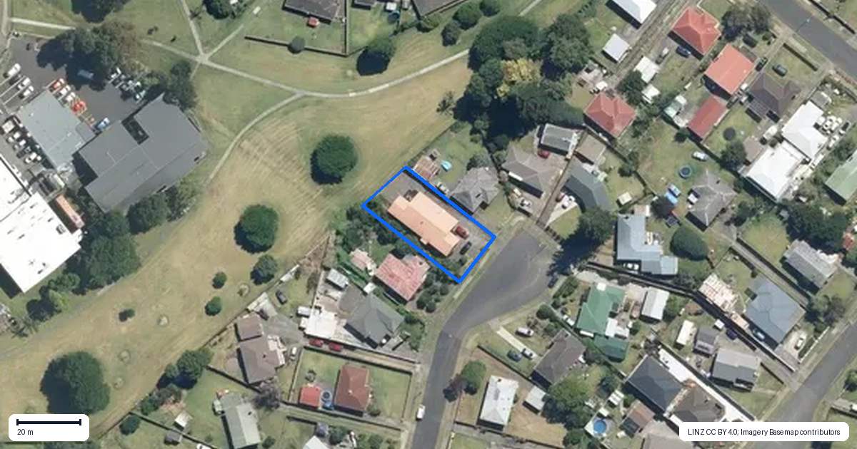 Property context map for 24 Paine Place, Mangere, Auckland