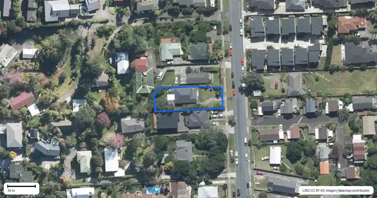 Property context map for 12 Roseberry Avenue, Birkenhead, Auckland