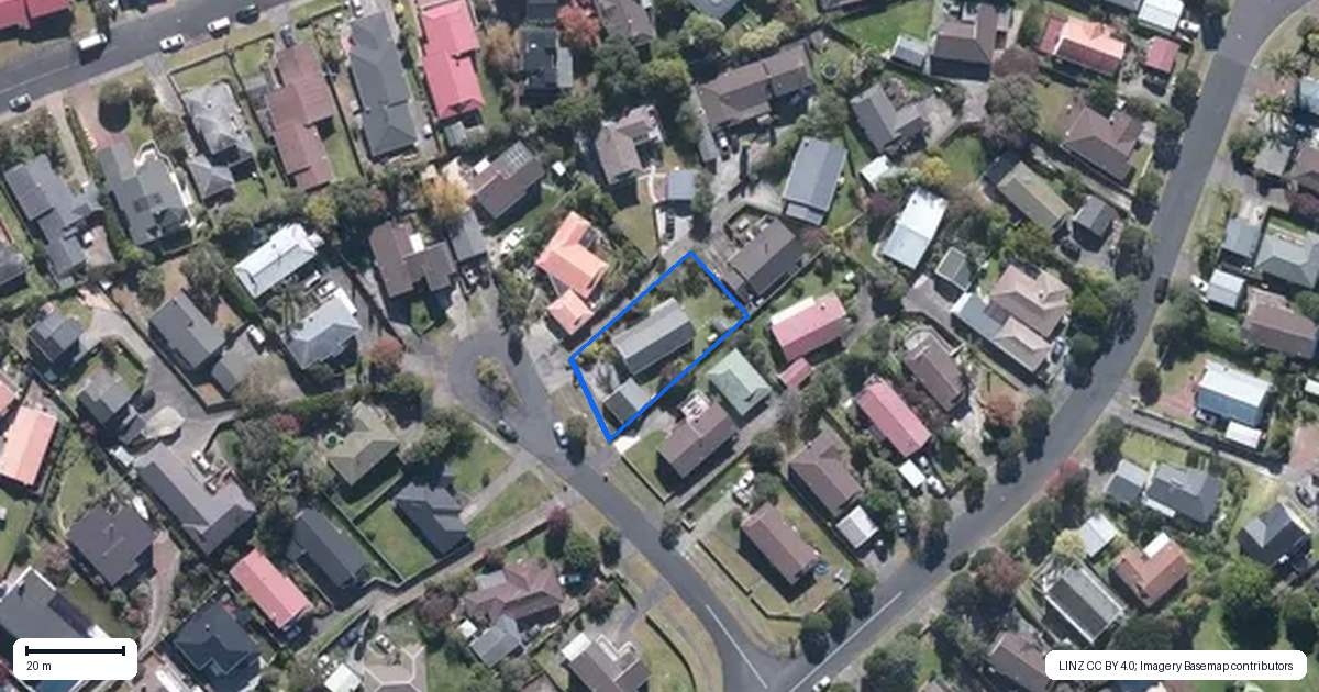 Property context map for 5 Ebony Place, Massey, Auckland