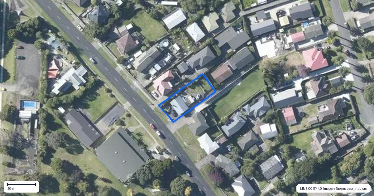 Property context map for 16 George Street, Waiuku