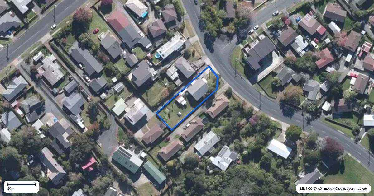 Property context map for 9 Spargo Road, Massey, Auckland