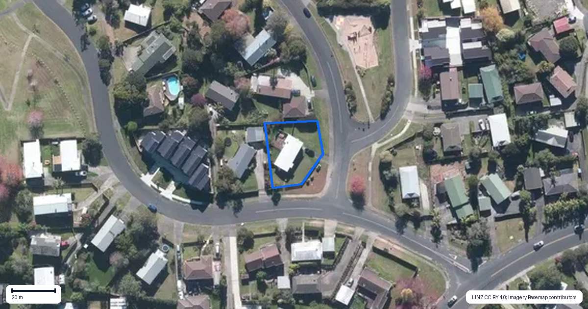 Property context map for 5 Elizabeth Drive, West Harbour, Auckland