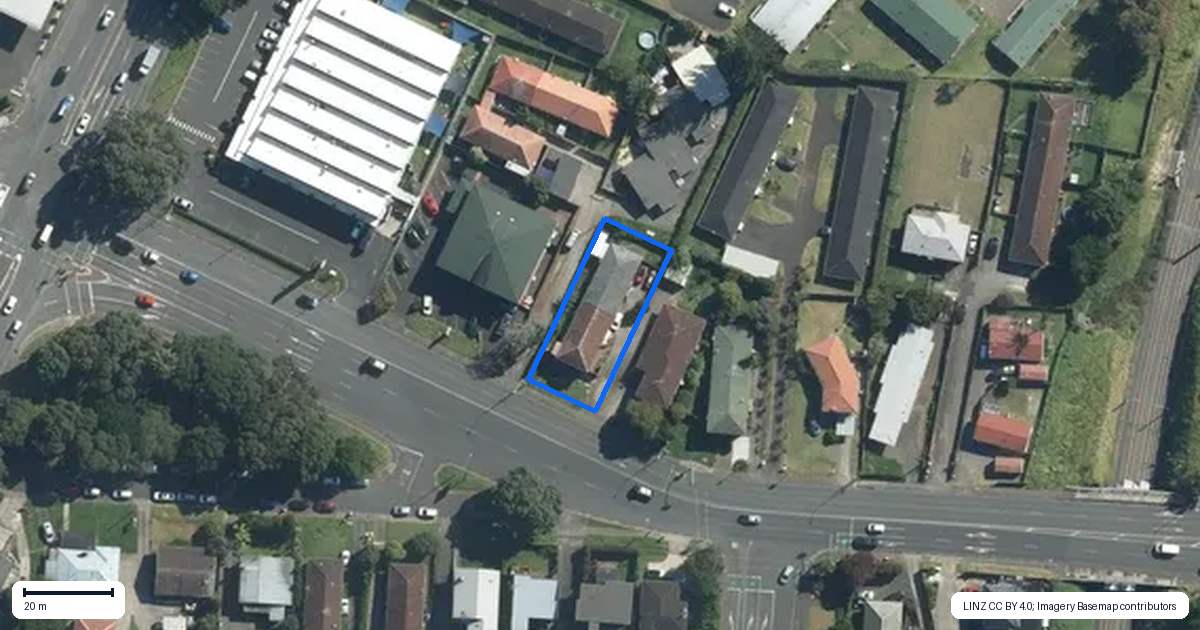 Property context map for 2/10 Waipuna Road, Mount Wellington, Auckland