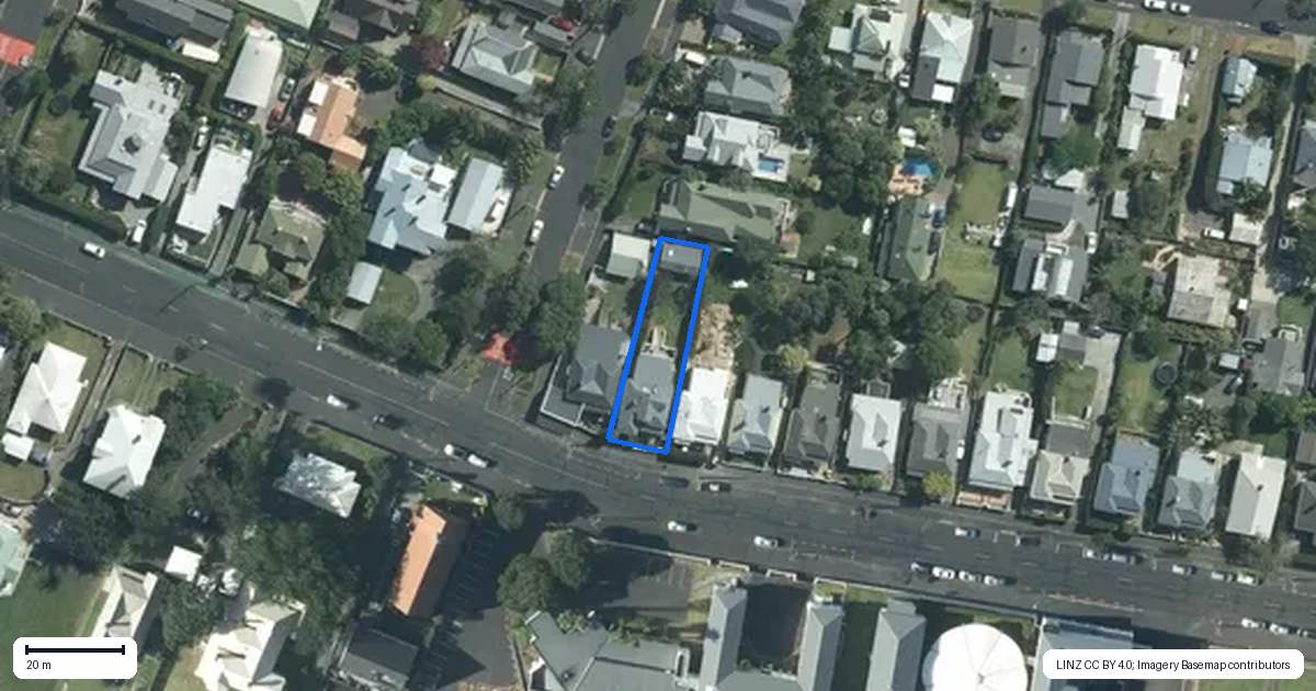 Property context map for 114 Calliope Road, Stanley Point, Auckland