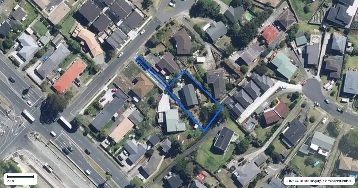 Property context map for 8 Chevis Place, Pakuranga, Auckland
